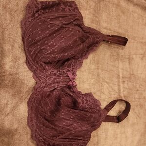 Chantelle Lace Underwire Bra in Plum Wine